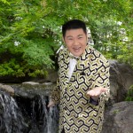 大江裕が東京・湯島天神で新曲「登竜門」のヒット祈願！「希望のある歌。少しでも元気になってもらえたら幸せ」