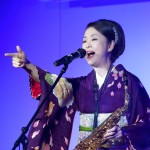 多岐川舞子がバースデーミニライブ。久しぶりの有観客バースデーライブに限定40人のファンも感動。新曲「恋いちもんめ」など全12曲熱唱