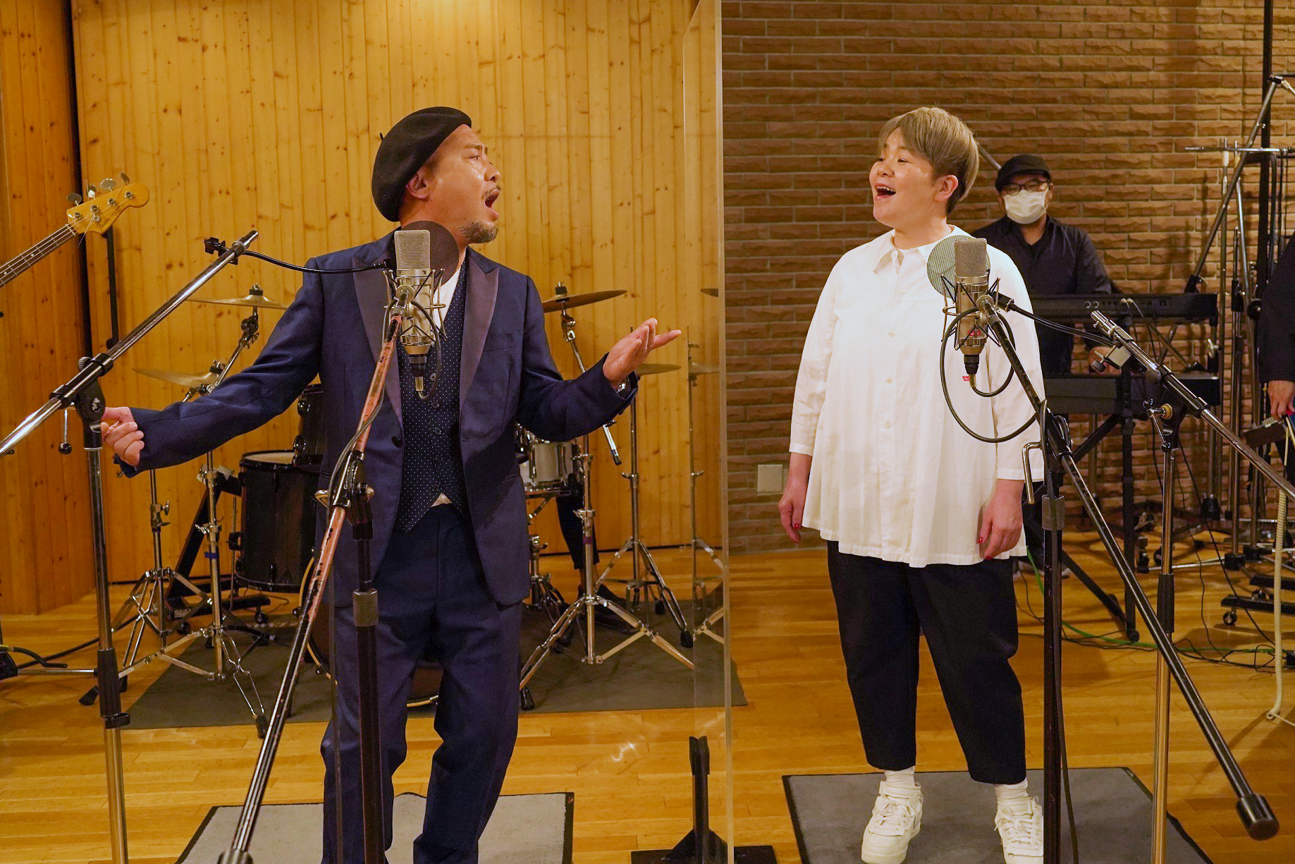 島津亜矢 マキタスポーツが異色のデュエット曲 歌うまい歌 歌うまい歌 歌怪獣ver がコロムビアとテイチクから同時配信リリース オトカゼ 音楽の風