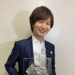 竹島 宏が『第63回 輝く！日本レコード大賞』で歌唱。日本作曲家協会選奨受賞曲「プラハの橋」のロングヒットを目指す