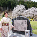 石原詢子の歌碑が故郷・岐阜県に建立。ヒット曲「淡墨桜」除幕セレモニーで「今まで以上に心を込めて歌ってまいります」