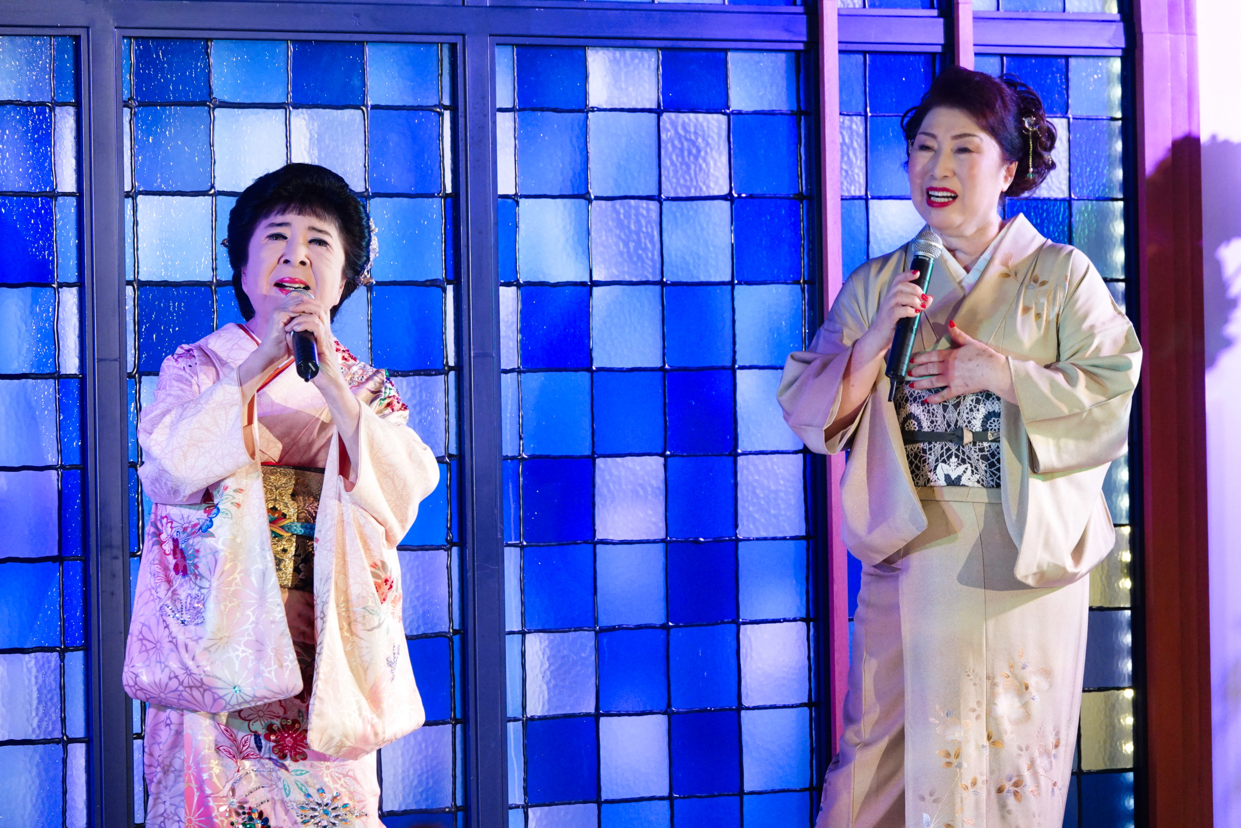 こまどり敏子＆みどり