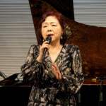 大ヒット曲「どうぞこのまま」の丸山圭子が3年ぶりのニューアルバム「彩色兼美」発売記念ライブ。東京、大阪、京都、名古屋の4都市で開催