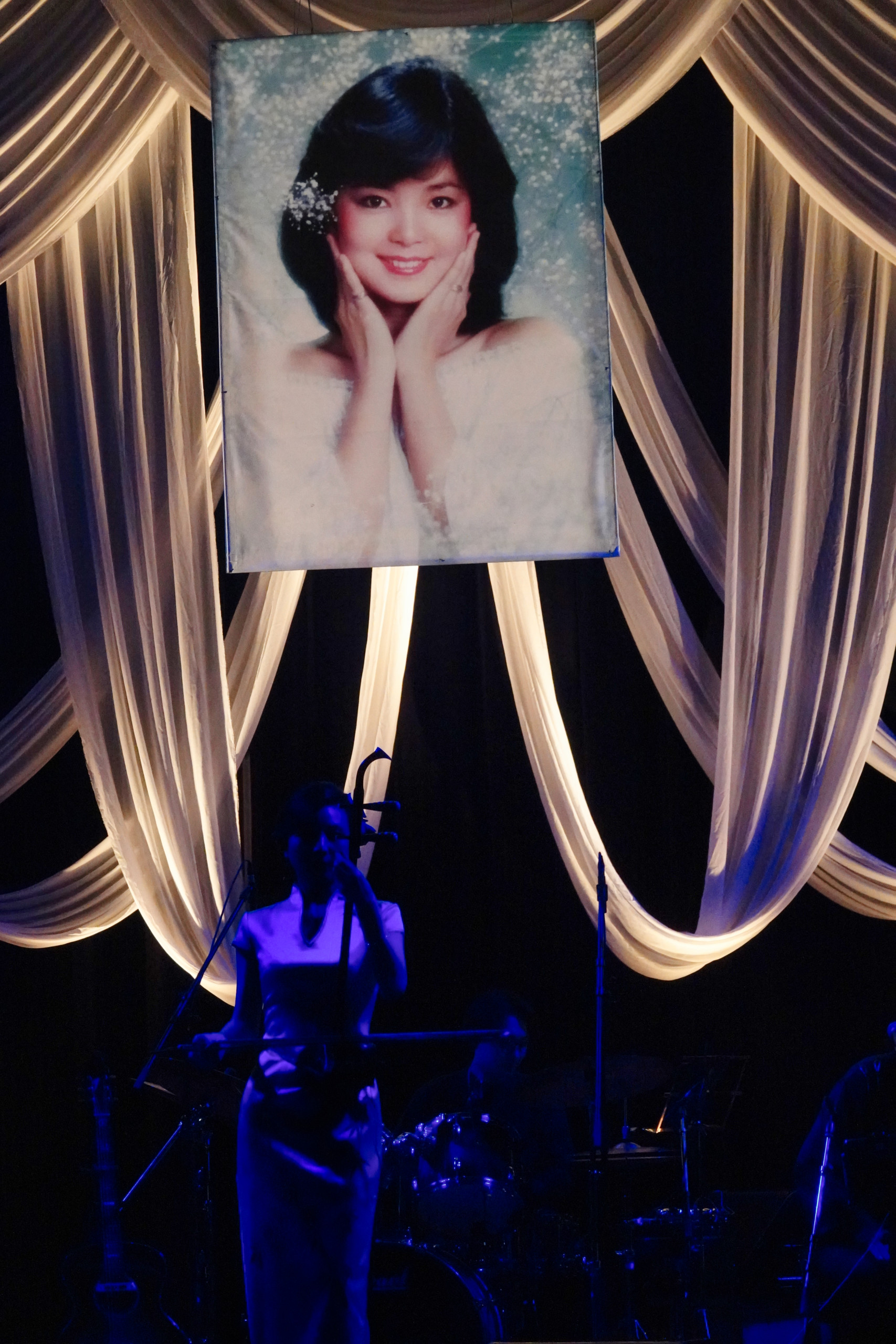 テレサ・テンの没後30周年記念チャリティーコンサート