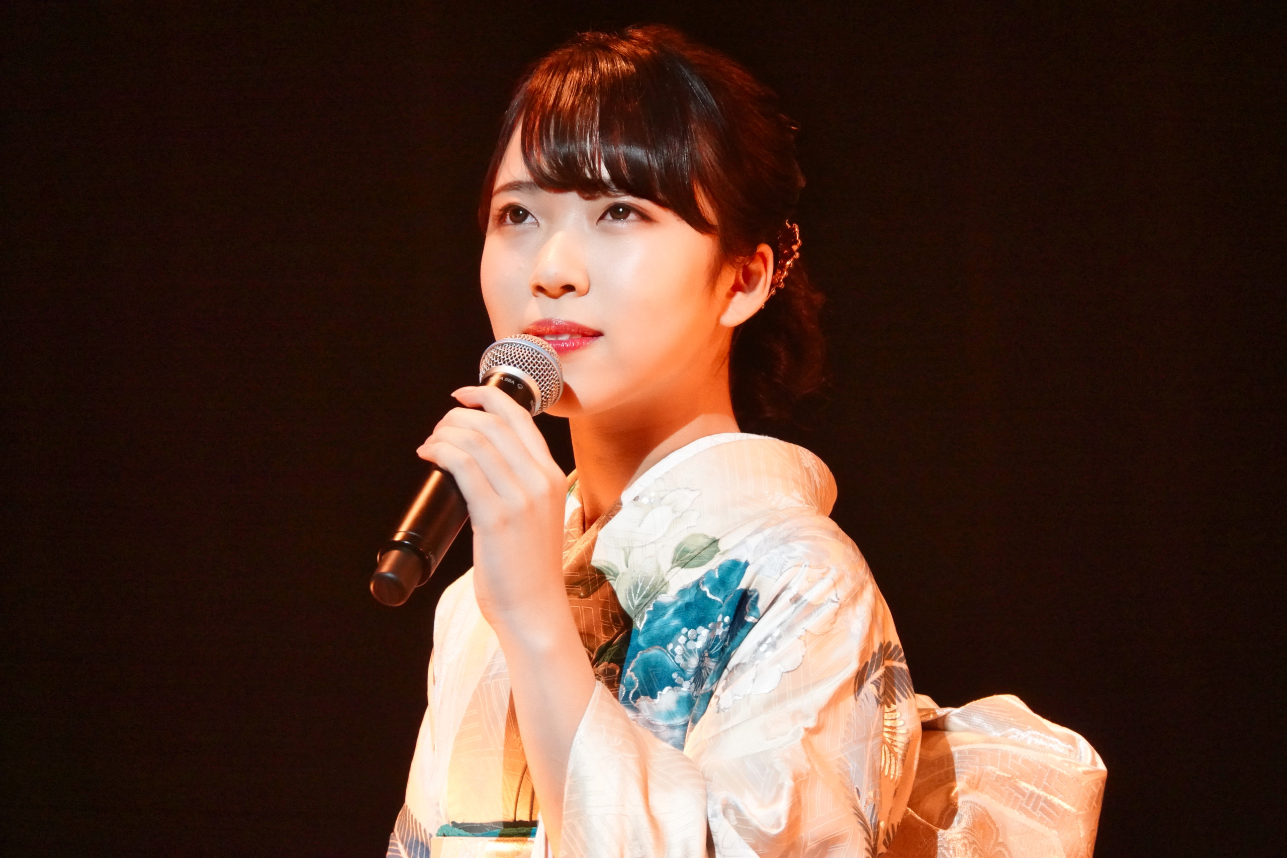 梅谷心愛、テレサ・テンの没後30周年記念チャリティーコンサート