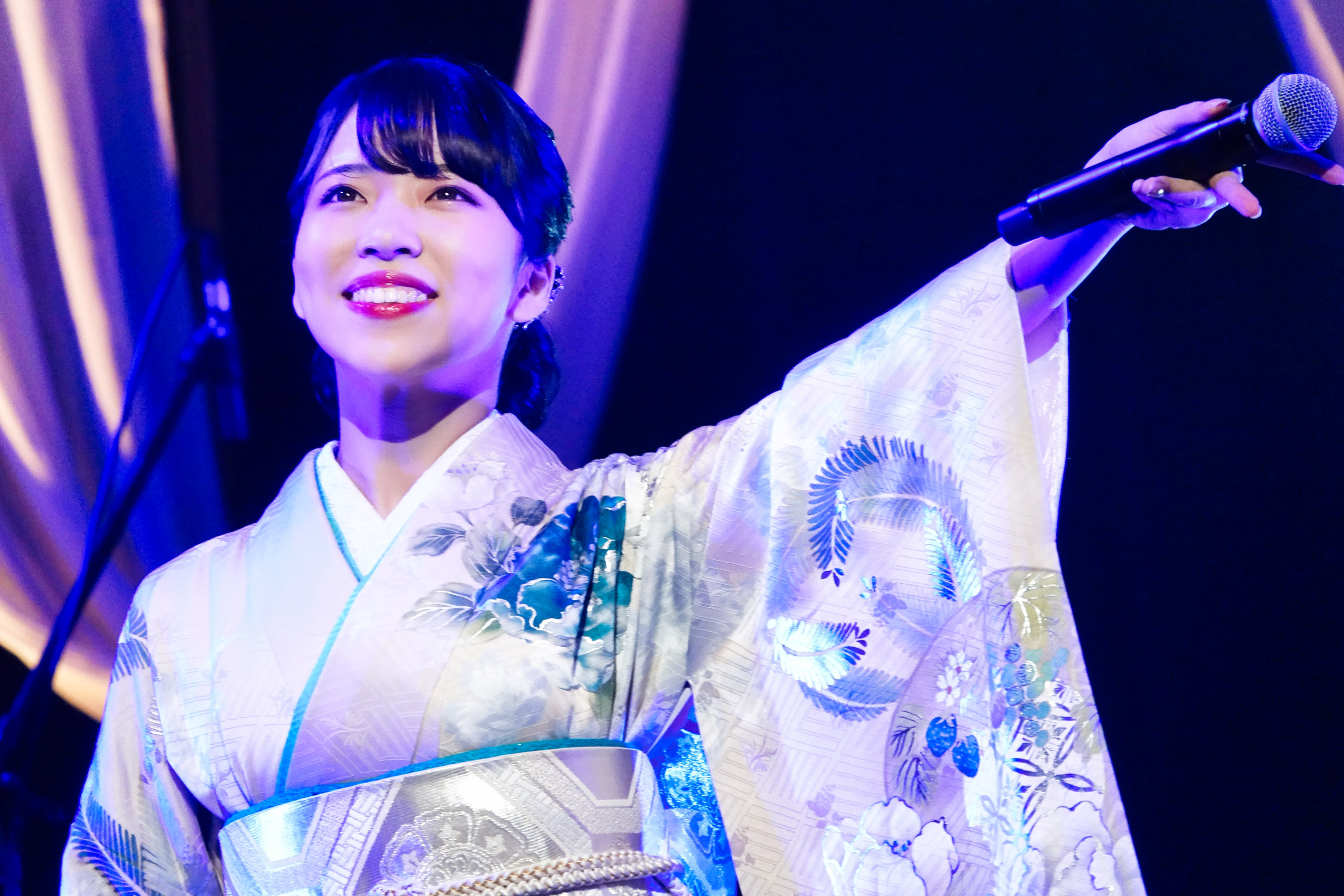 梅谷心愛、テレサ・テンの没後30周年記念チャリティーコンサート