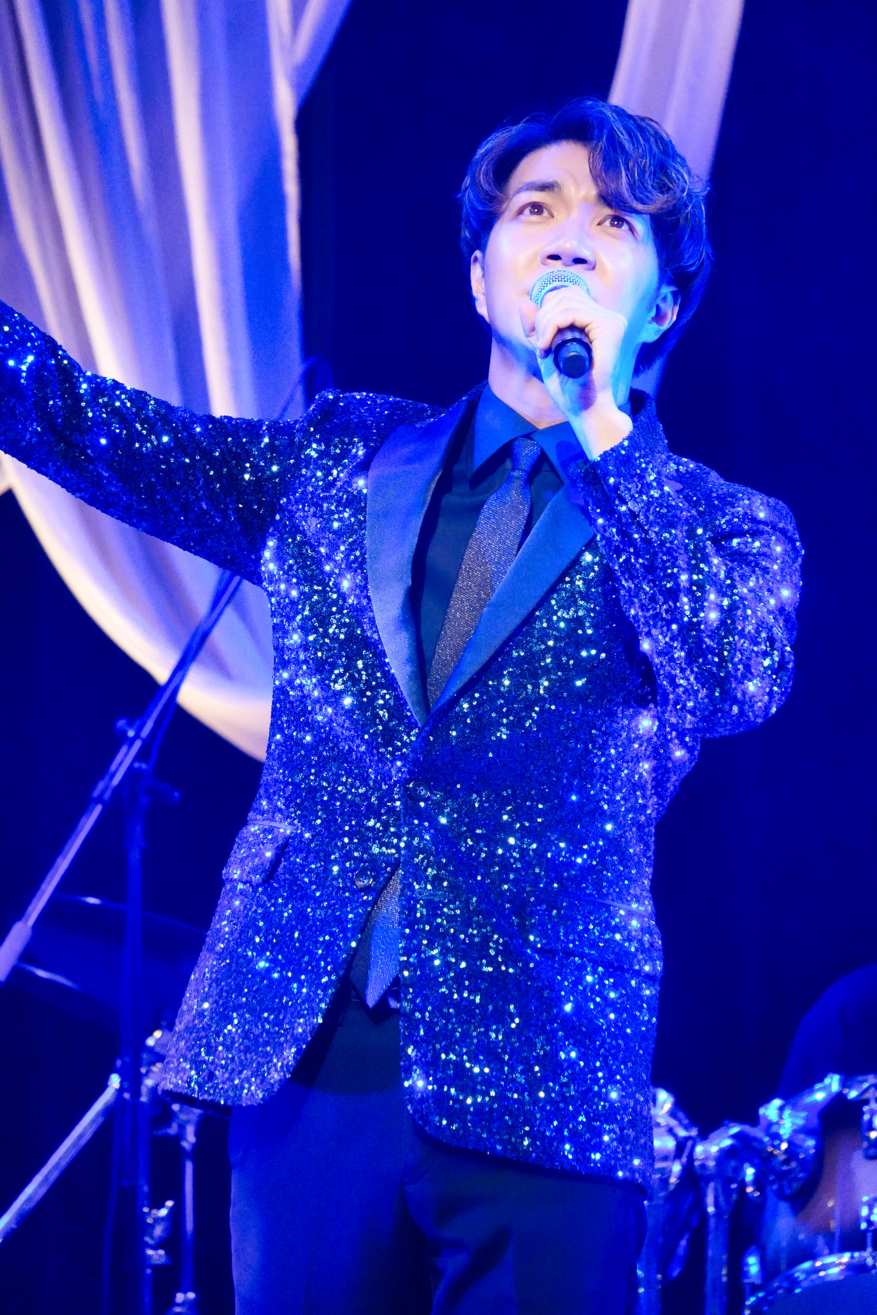 中澤卓也、テレサ・テンの没後30周年記念チャリティーコンサート