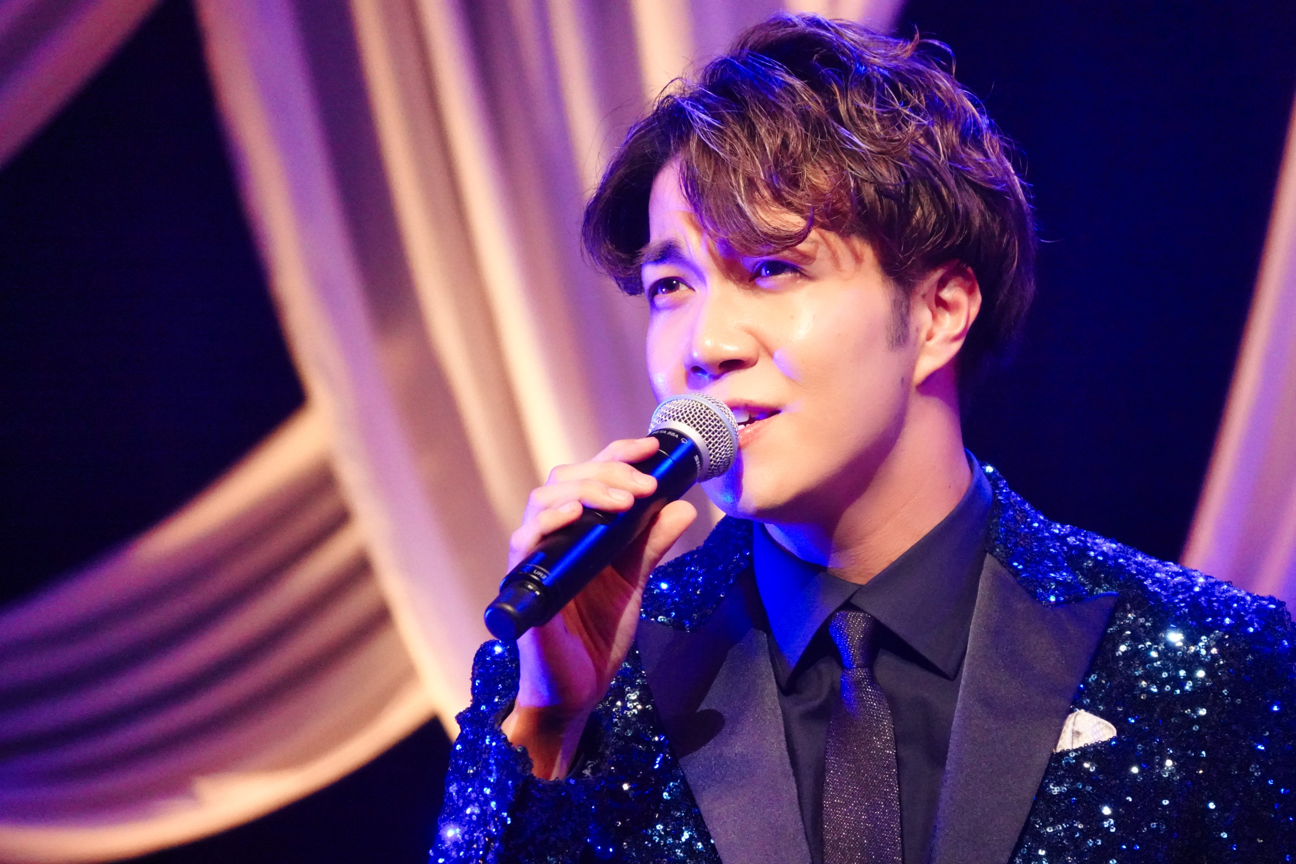 中澤卓也、テレサ・テンの没後30周年記念チャリティーコンサート