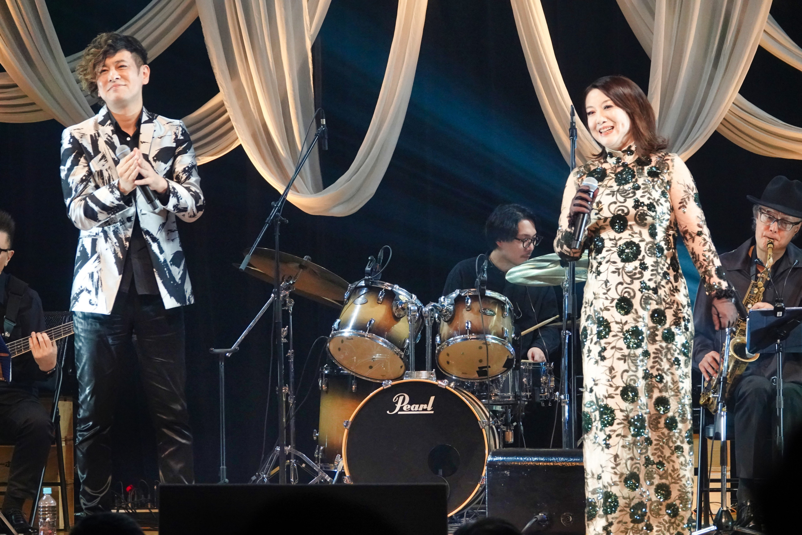 テレサ・テンの没後30周年記念チャリティーコンサート