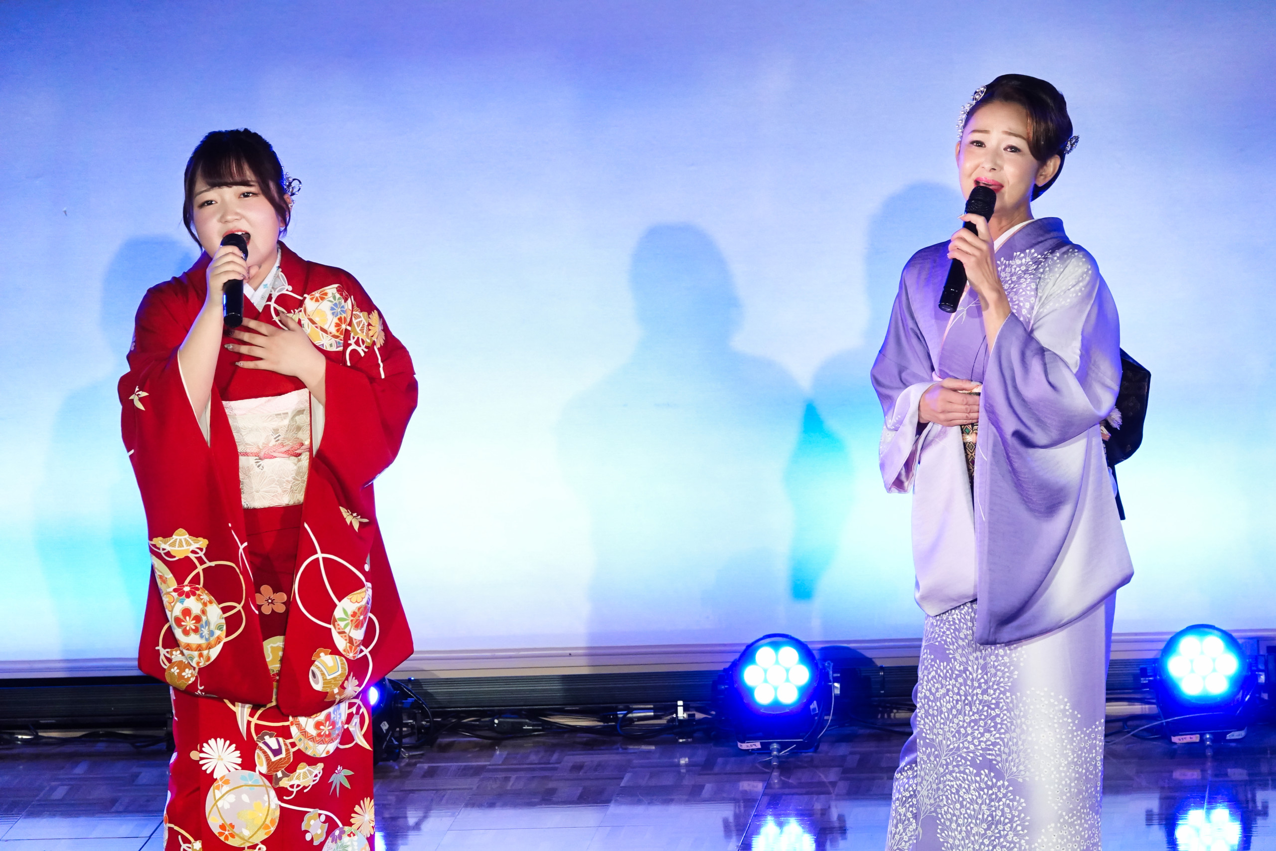 舞乃空、大石まどか