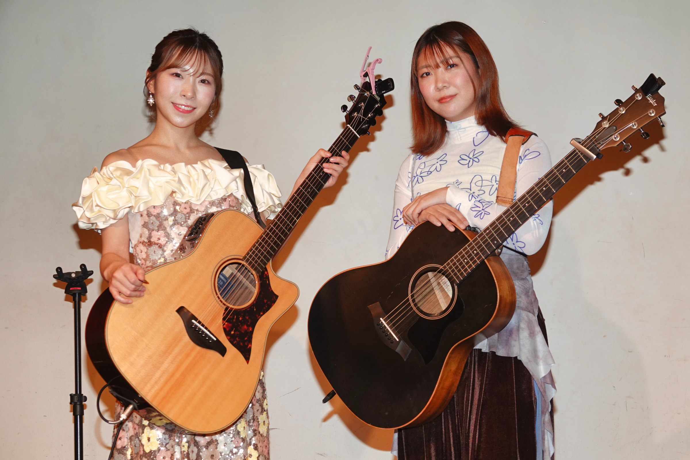 岩佐美咲、山崎あおい