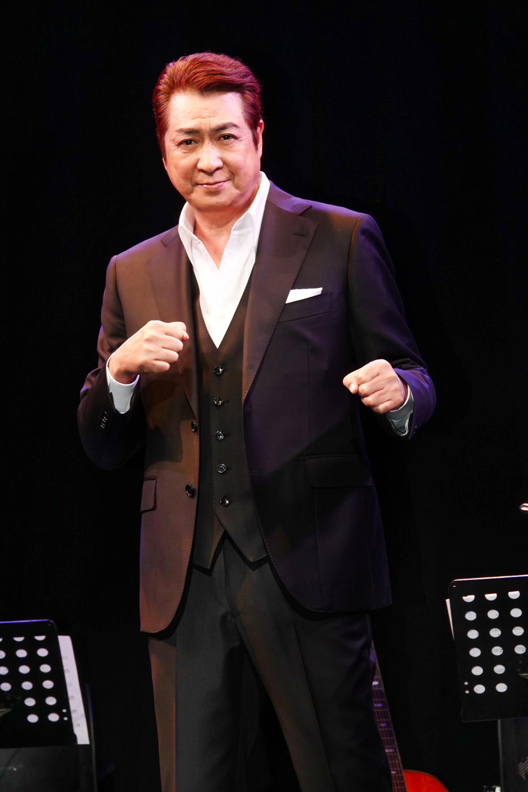 山川豊、癌公表から2年。新曲「駅」で感謝と挑戦の45周年キックオフ